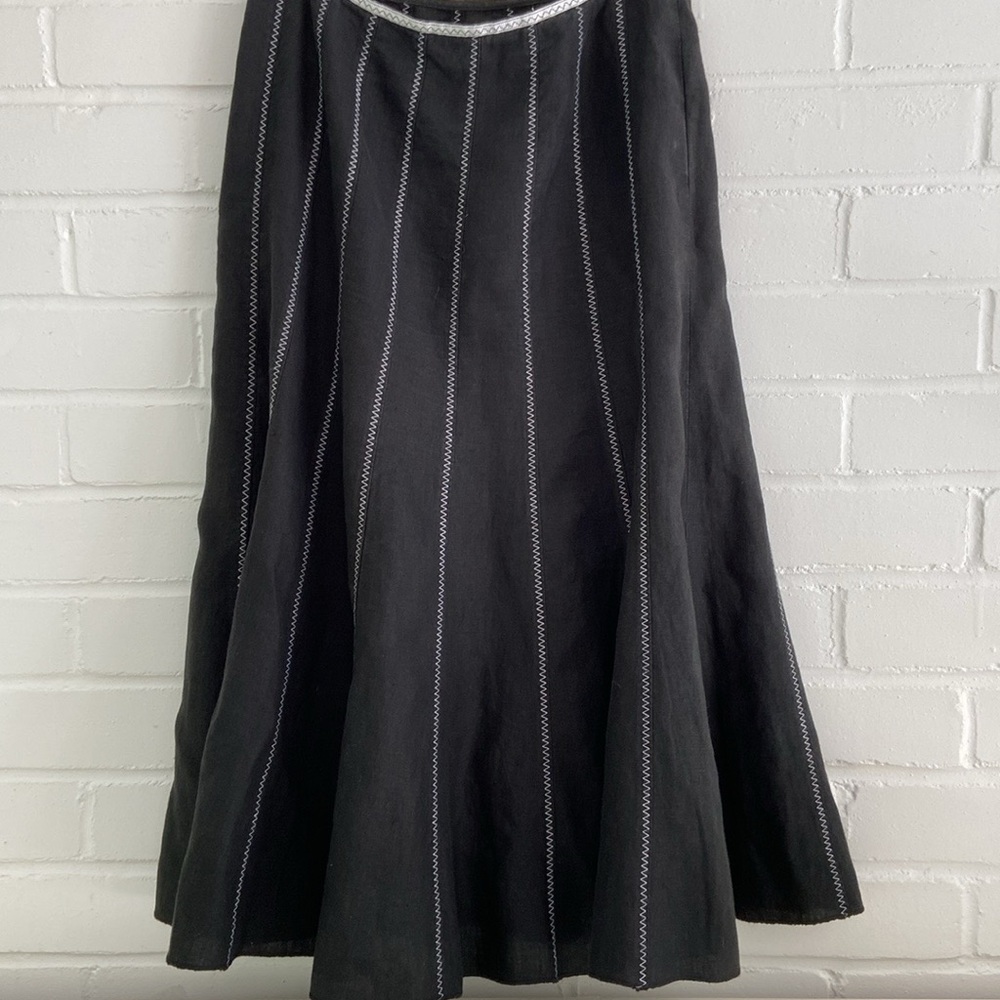 Classic Per Una Size 8 Black With White Stitching 100% Linen Mid-Calf Skirt